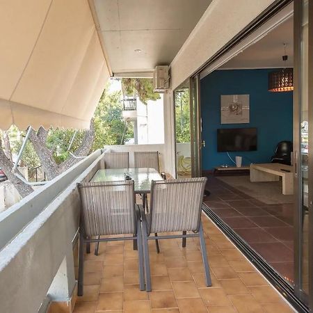 Glyfada Glass-Walled Designed Apt Athena Bagian luar foto