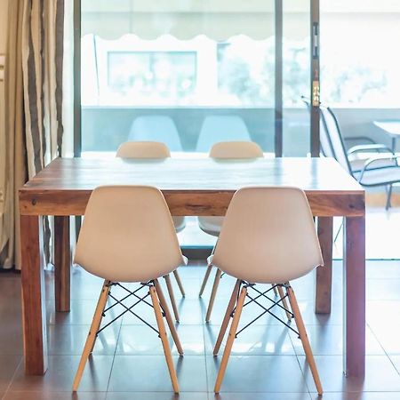 Glyfada Glass-Walled Designed Apt Athena Bagian luar foto