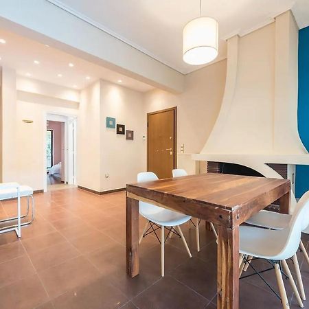 Glyfada Glass-Walled Designed Apt Athena Bagian luar foto