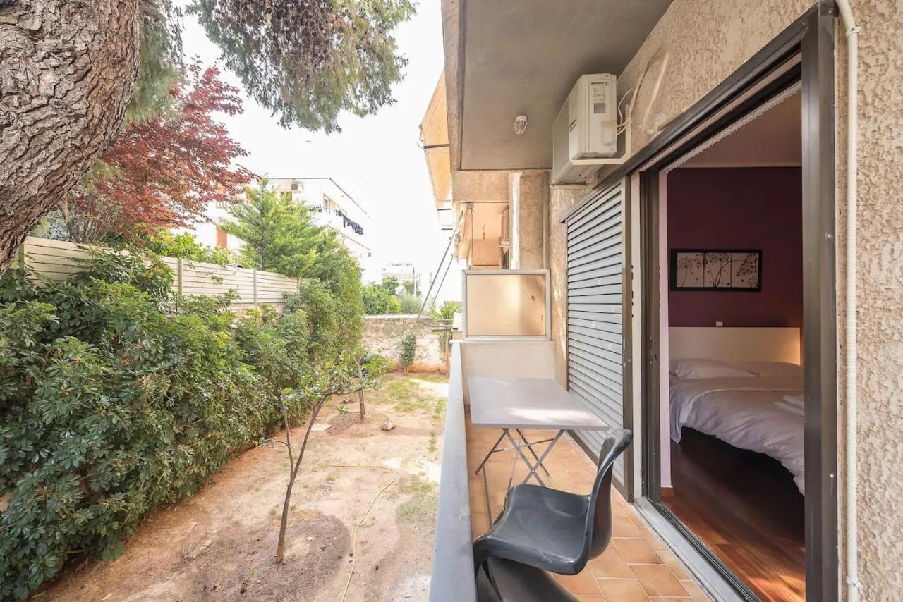 Glyfada Glass-Walled Designed Apt Athena Bagian luar foto