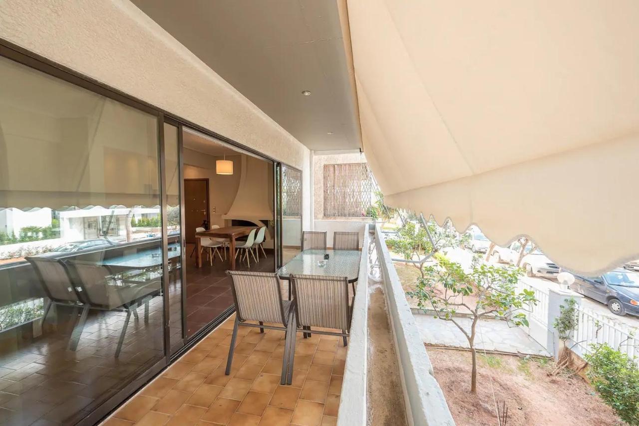 Glyfada Glass-Walled Designed Apt Athena Bagian luar foto
