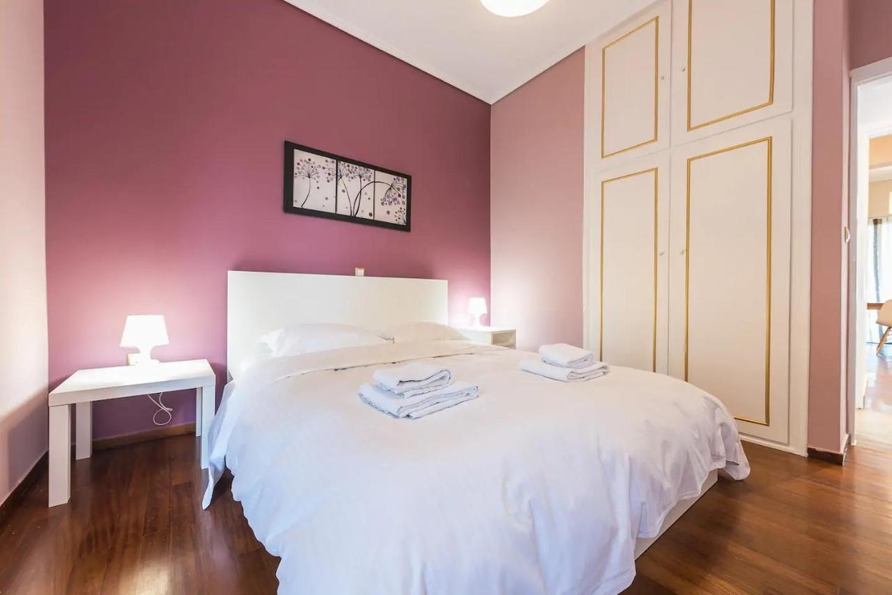 Glyfada Glass-Walled Designed Apt Athena Bagian luar foto