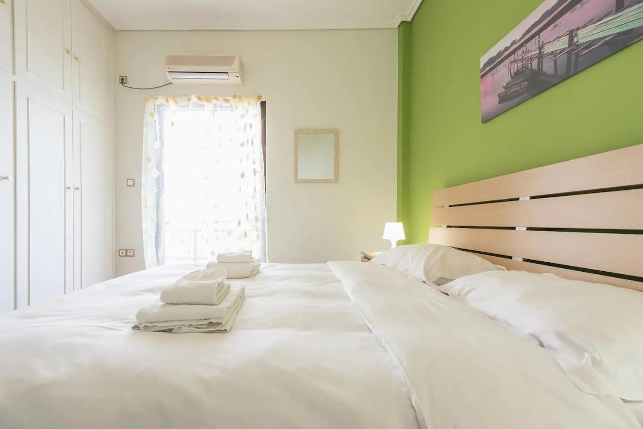 Glyfada Glass-Walled Designed Apt Athena Bagian luar foto