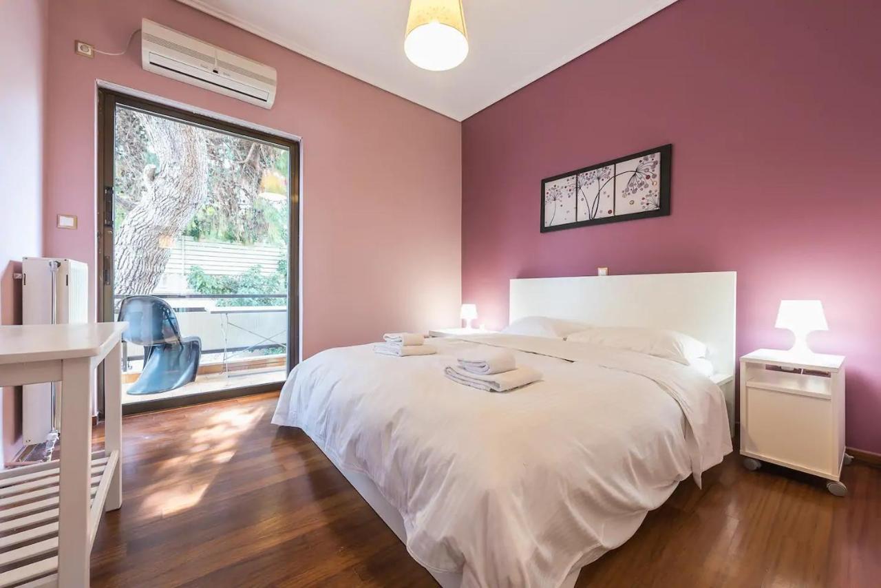 Glyfada Glass-Walled Designed Apt Athena Bagian luar foto