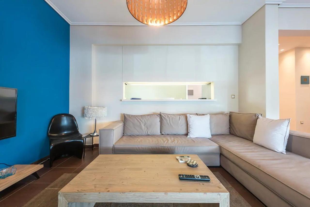 Glyfada Glass-Walled Designed Apt Athena Bagian luar foto